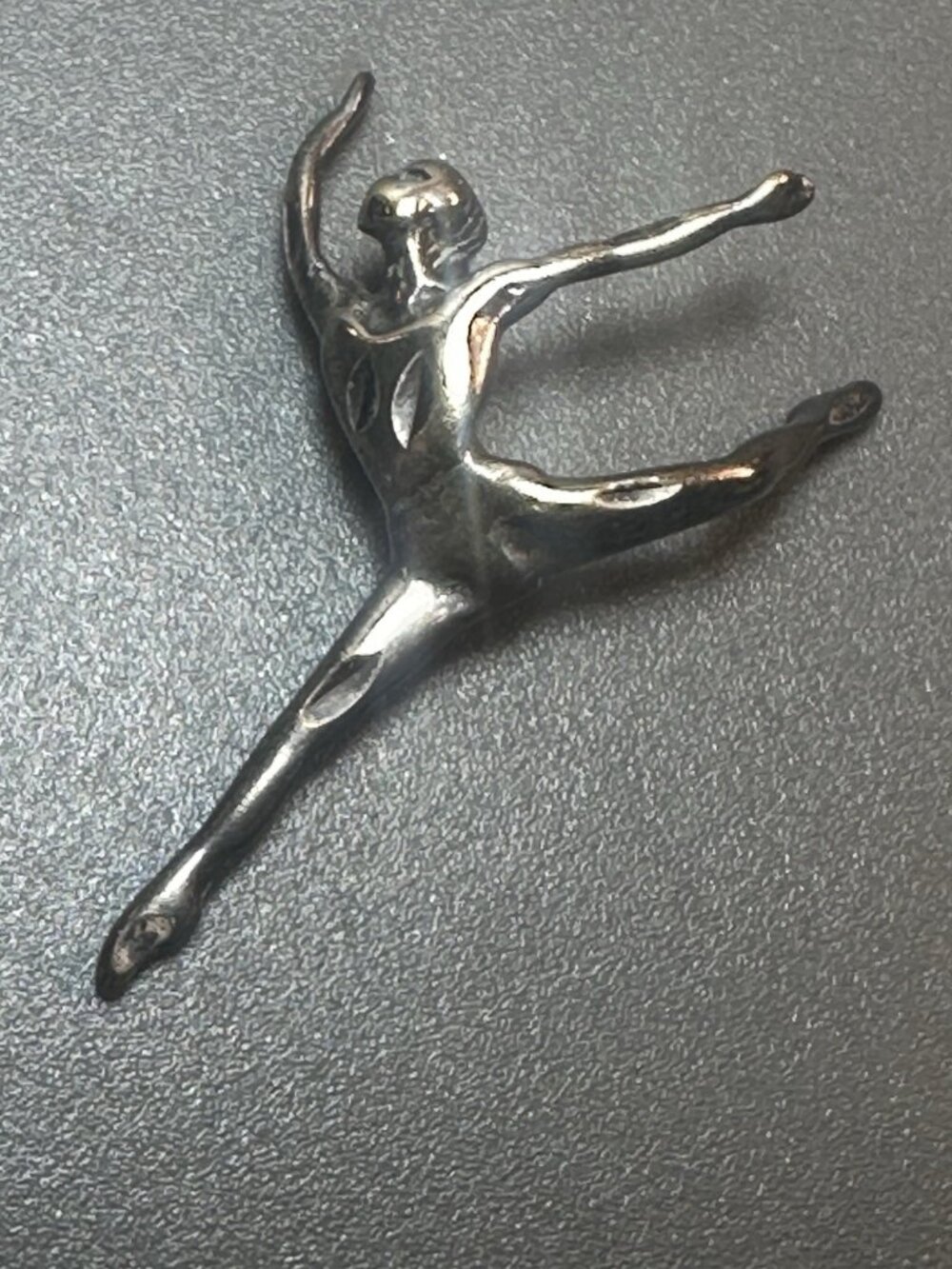 Vintage 925 Sterling Silver Ballerina Dancer Charm Pendant Ballet Split Leap - Picture 8 of 9